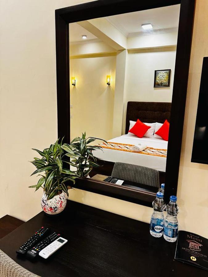 Hotel Northway Vavuniya Luaran gambar