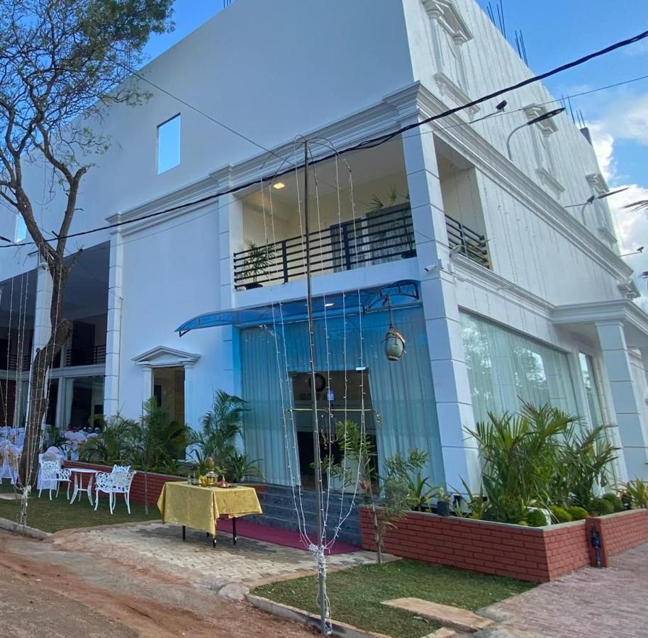 Hotel Northway Vavuniya Luaran gambar