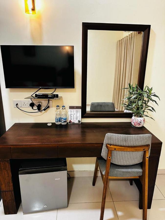 Hotel Northway Vavuniya Bilik gambar