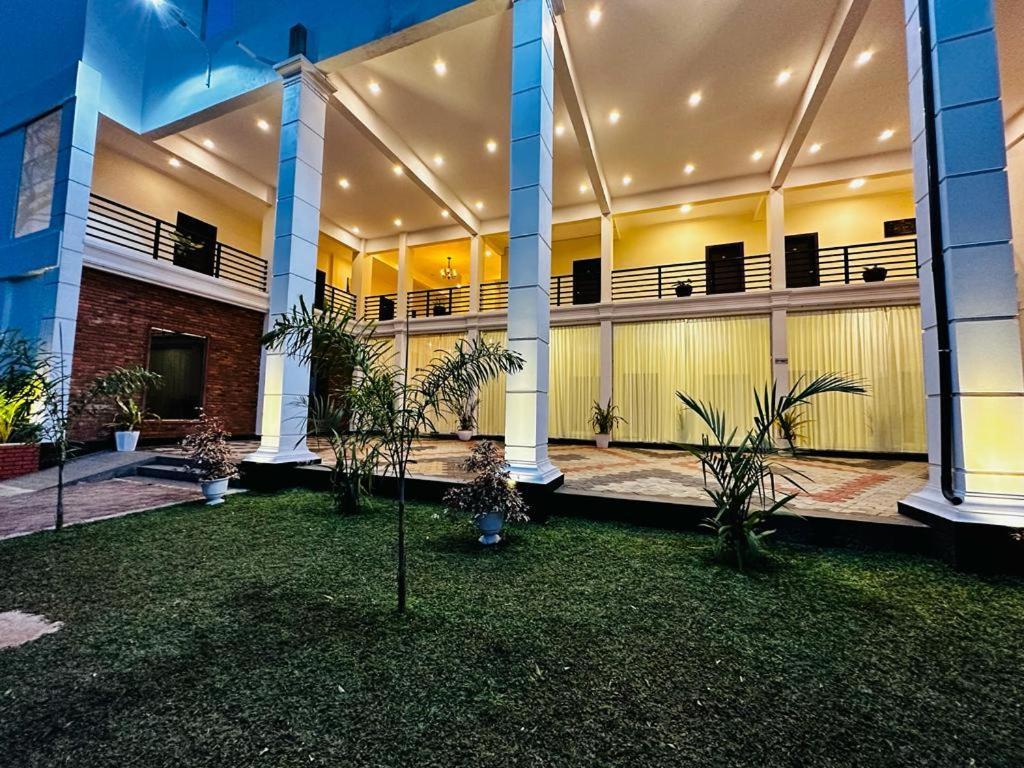 Hotel Northway Vavuniya Luaran gambar