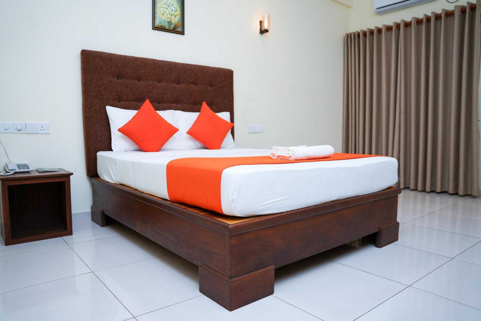 Hotel Northway Vavuniya Luaran gambar